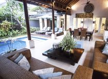 Villa Lakshmi Ubud, Living y comedor
